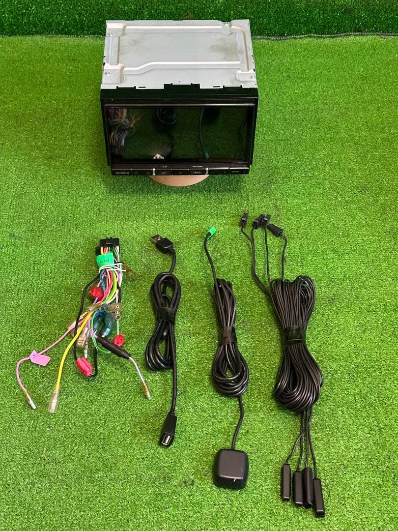 ジャンクパイオニアAVIC-RZ511フルセグナビゲーション。