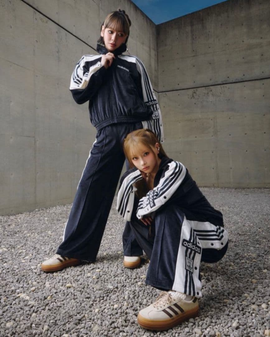 adidas アディダスオリジナルス　アディブレイク　重盛さと美