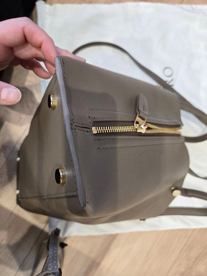 ロペエポール　Yバック　Medium