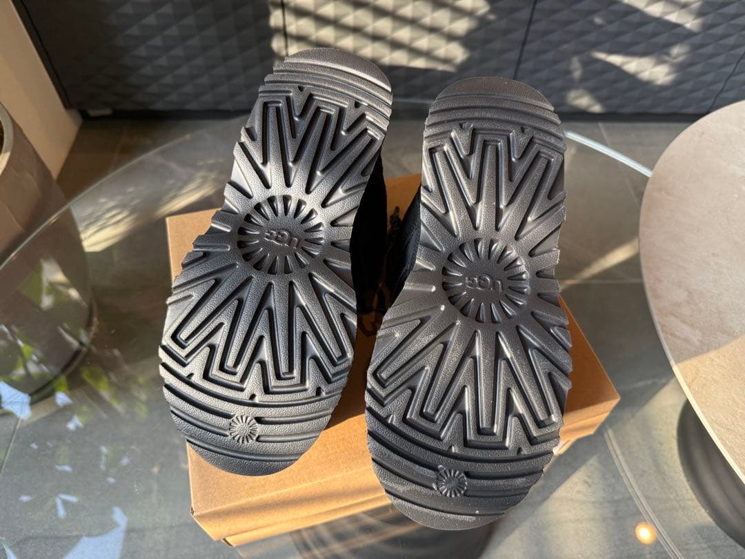 UGG アグ W ASTROMEL アストロメル スニーカー