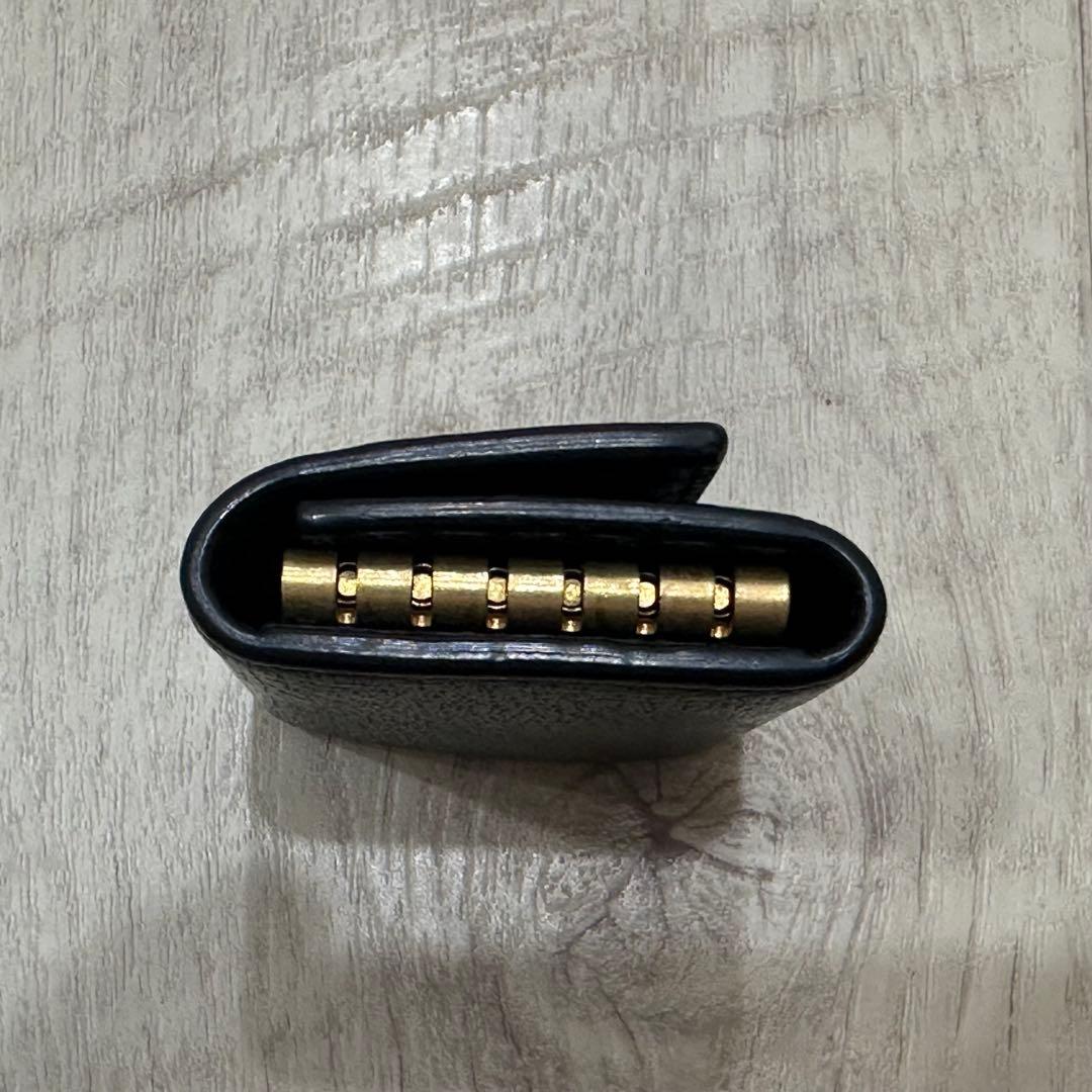 GUCCI アニマリエ 6連キーケース メタルビー レザー ブラック