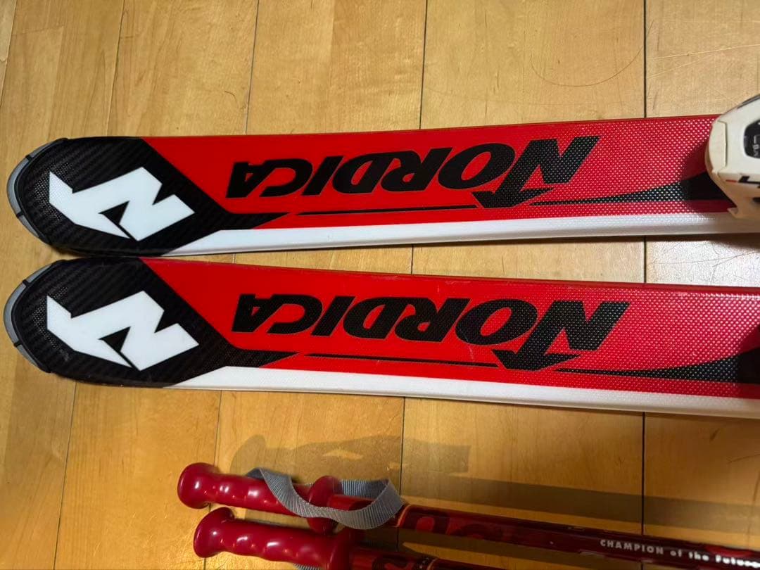 ノルディカ　スキー板セット　チームＪレース　サイズ130 ブーツ23センチ