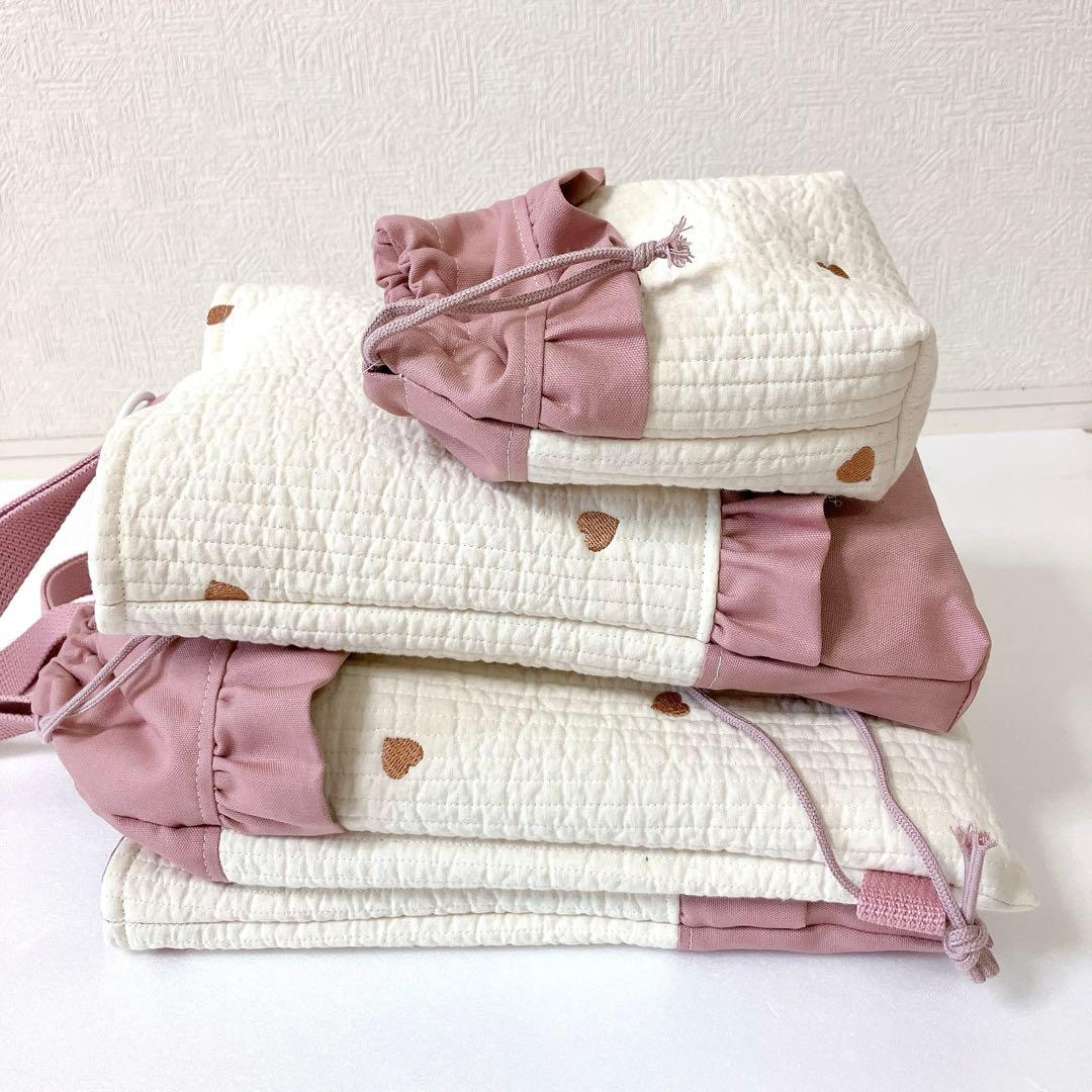 お急ぎ　レッスンバッグ ナップサック　上履き入れ　コップ袋　ヌビ　ハート刺繍