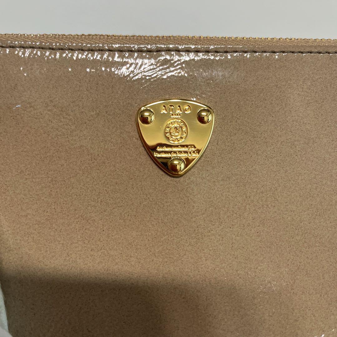 ATAO アタオ アミュレットケリー パールグレージュ