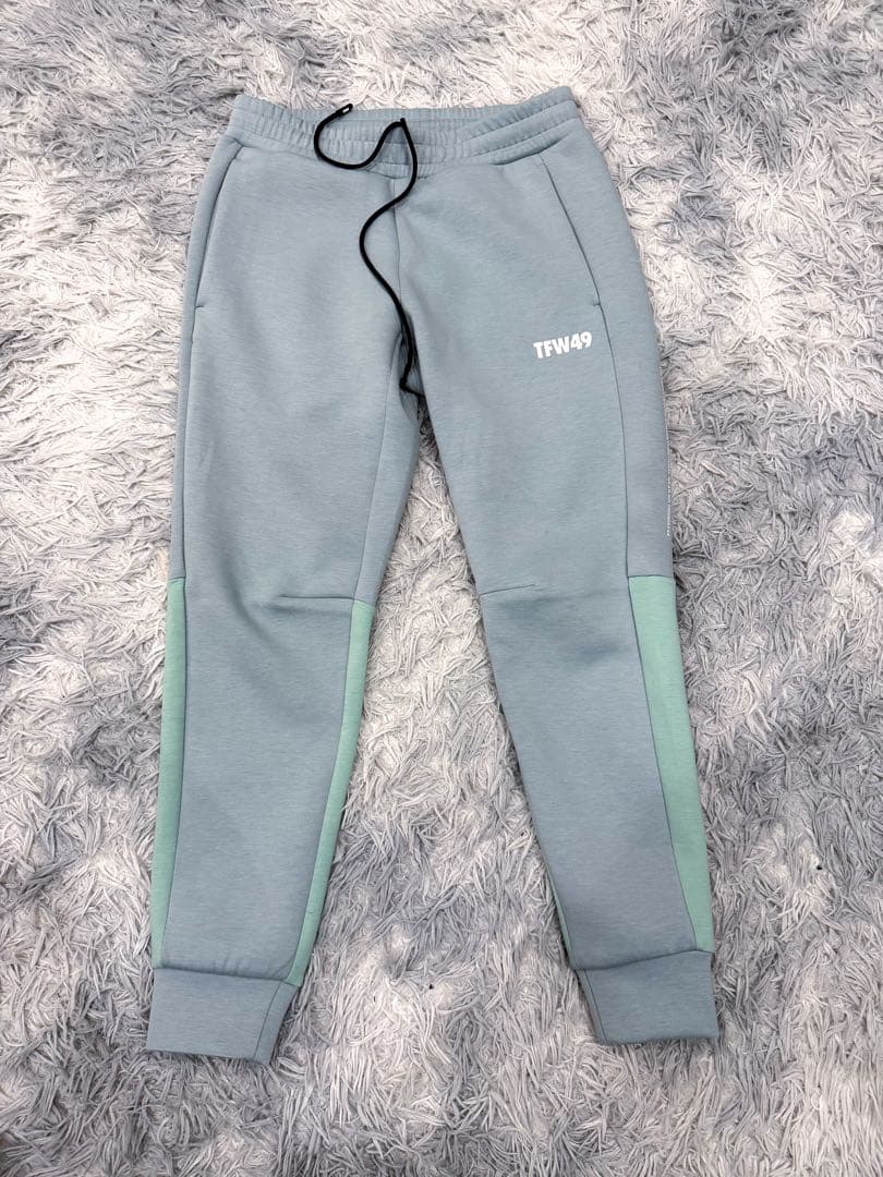 TFW49 CARDBOARD MATERIAL セットアップ