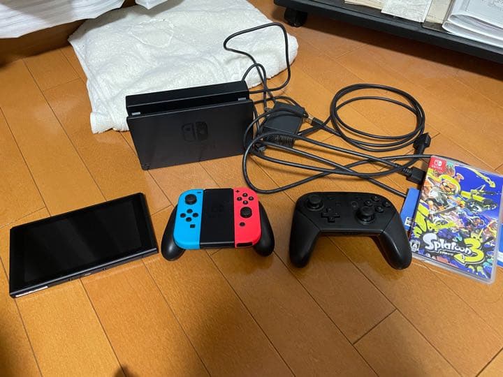 Nintendo Switch + Proコントローラー+スプラ3+スマブラSP