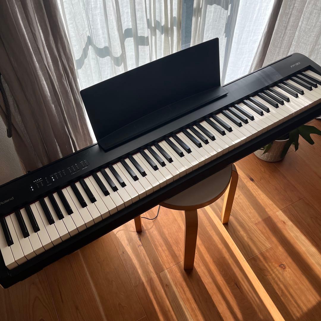 お買い得！Roland FP-30 電子ピアノ！