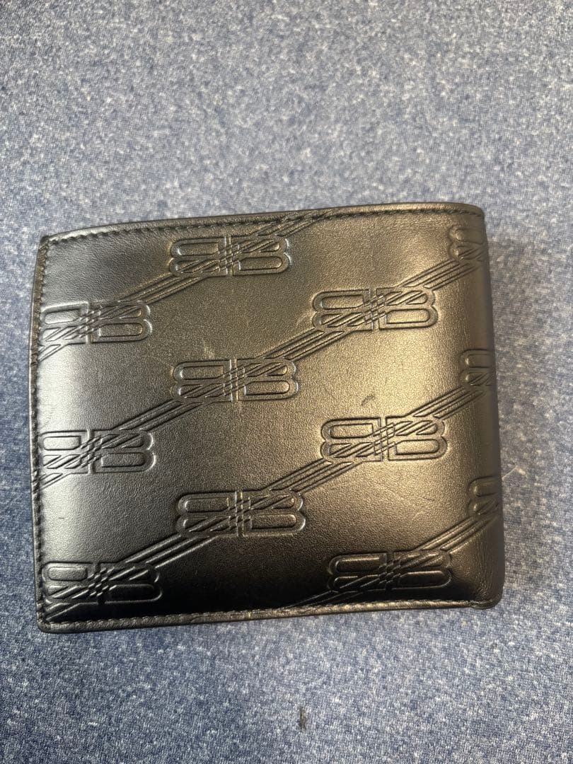 バレンシアガ 財布