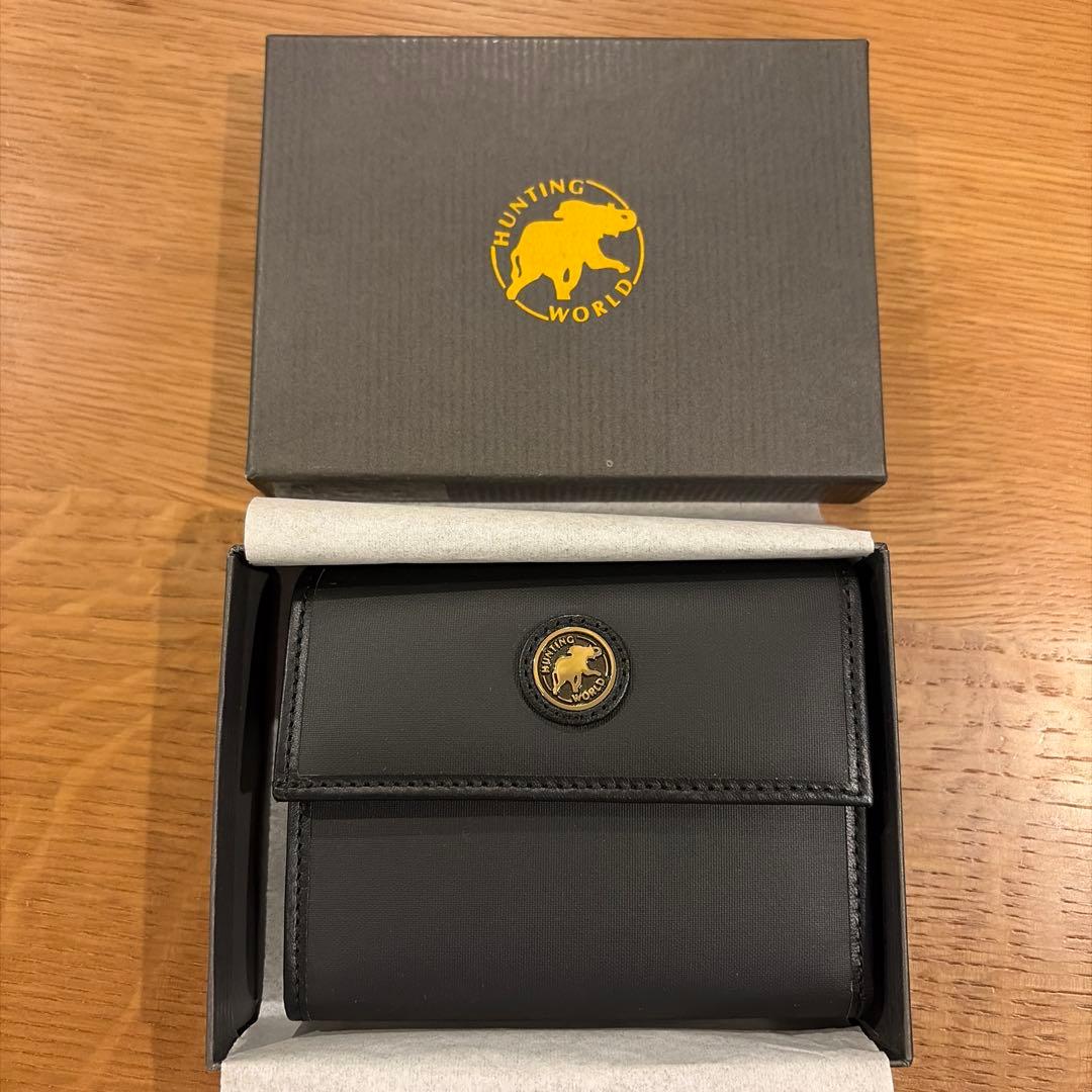 HUNTING WORLD 三つ折り財布