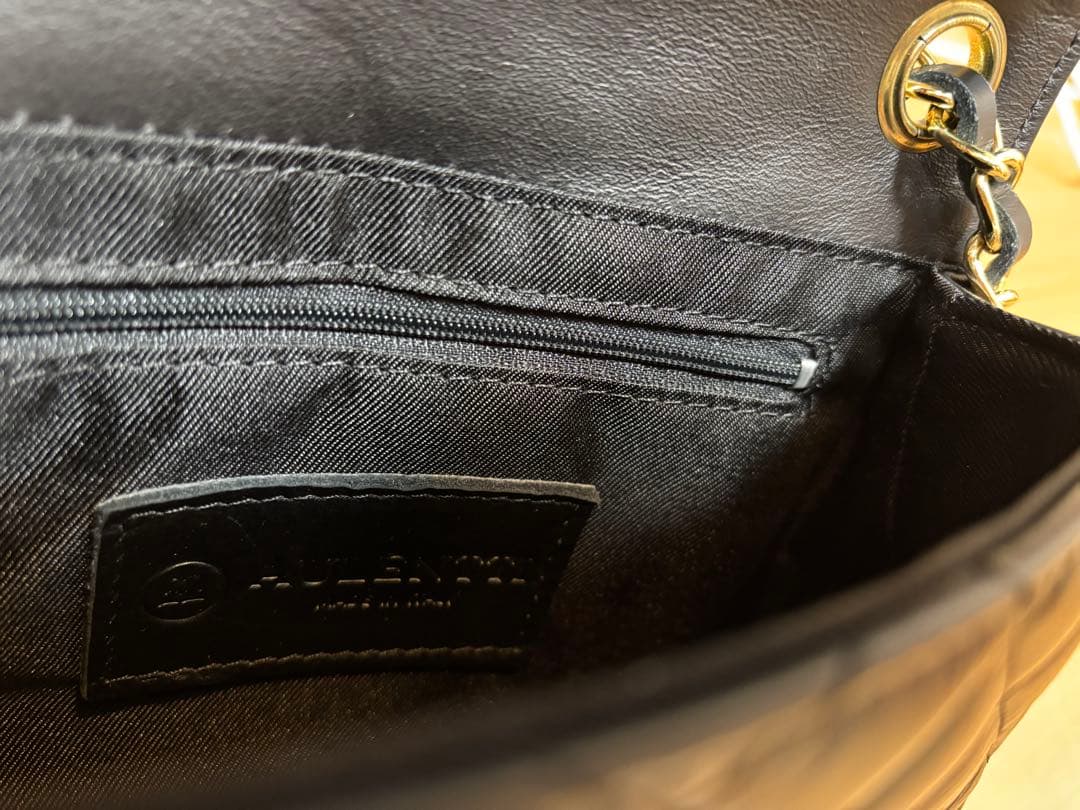 新品未使用　オウレンティ　チェーンショルダーバッグ2ウェイレザーイタリア