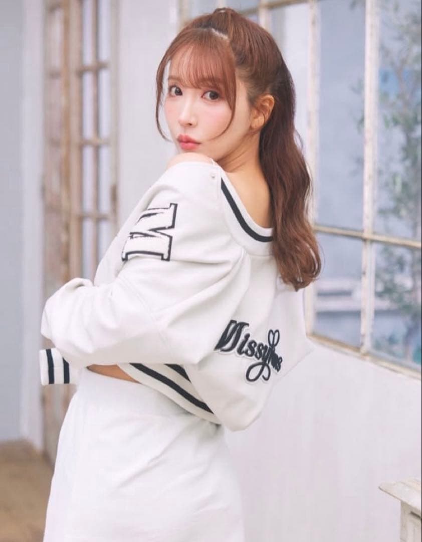 新品タグ付き♡ミストレアス♡スタジャン♡オフホワイト