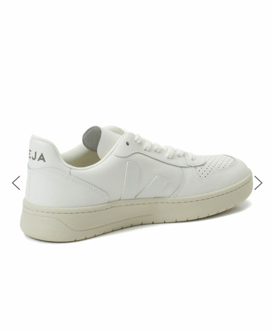 最終お値下げ！VEJA V10 エクストラホワイト　スニーカー　38