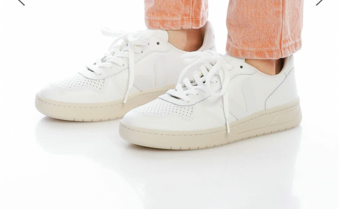 最終お値下げ！VEJA V10 エクストラホワイト　スニーカー　38