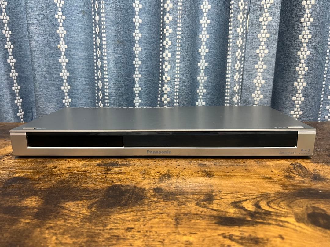 【美品】パナソニック ブルーレイレコーダー DMR-BWT650
