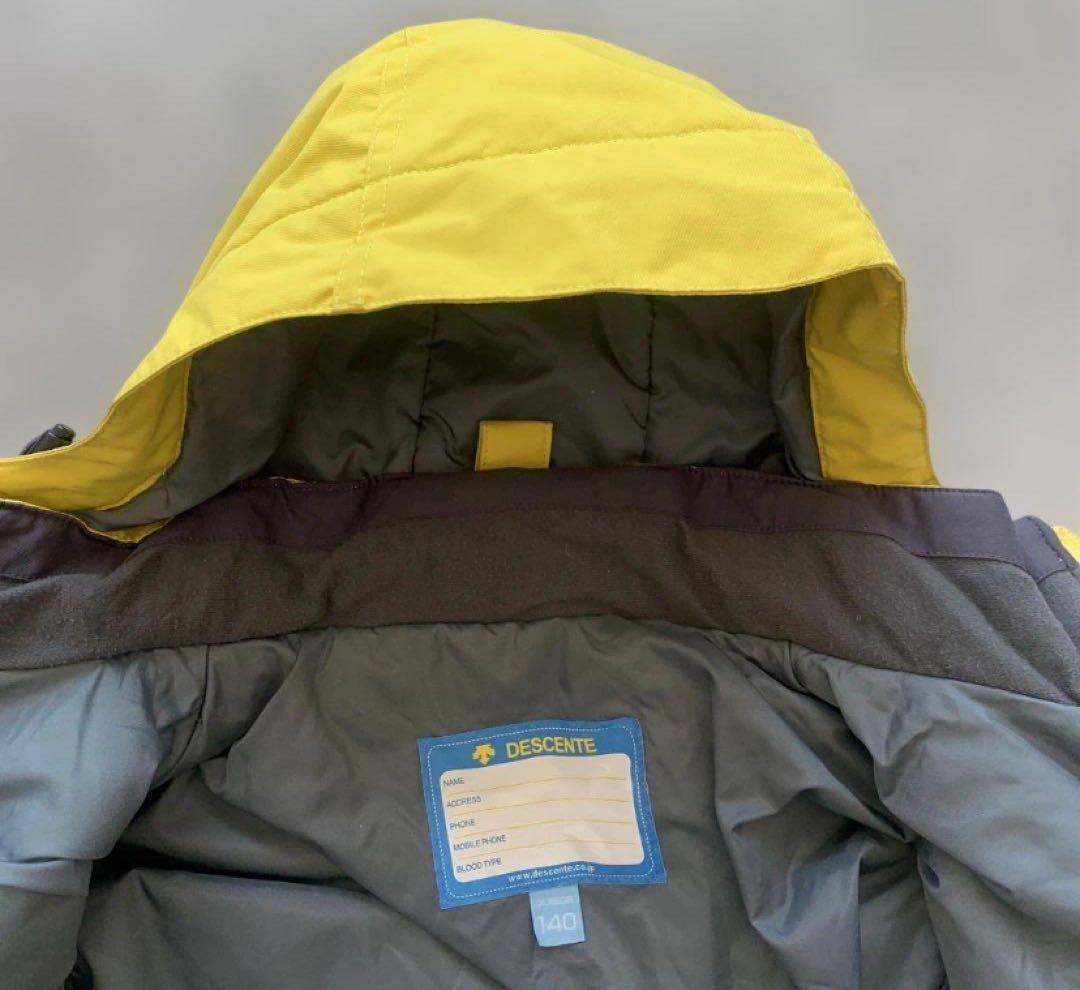 極美品✨デサント　DESCENTE フード付きスキーウェア140 スノボー