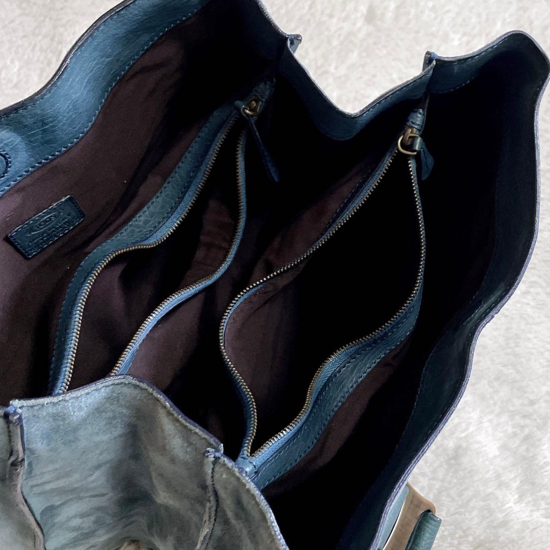 TOD’S トッズ スエード レザー 大容量 トートバッグ 肩がけ ロゴ 金具