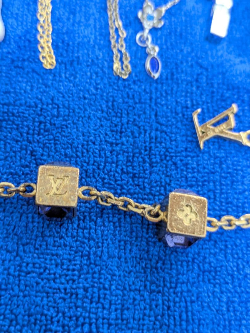 遺品整理 ルイビィトンブレスレットや、ネックレス13個セット