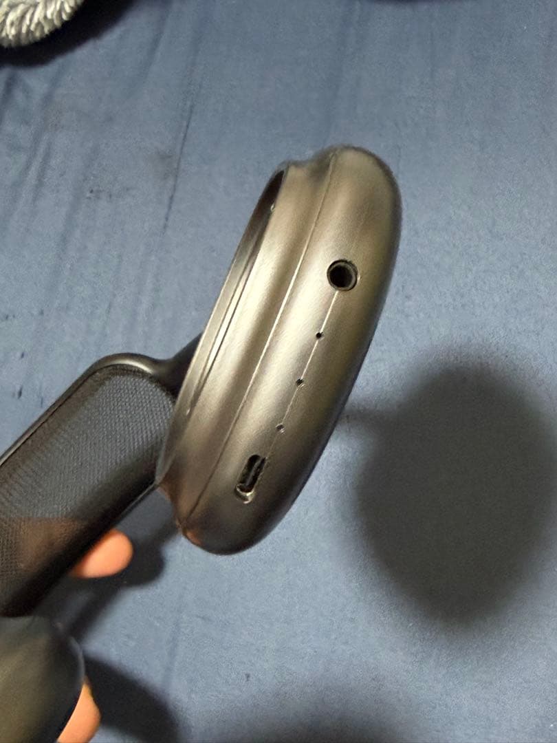 ワイヤレスヘッドフォン グレー