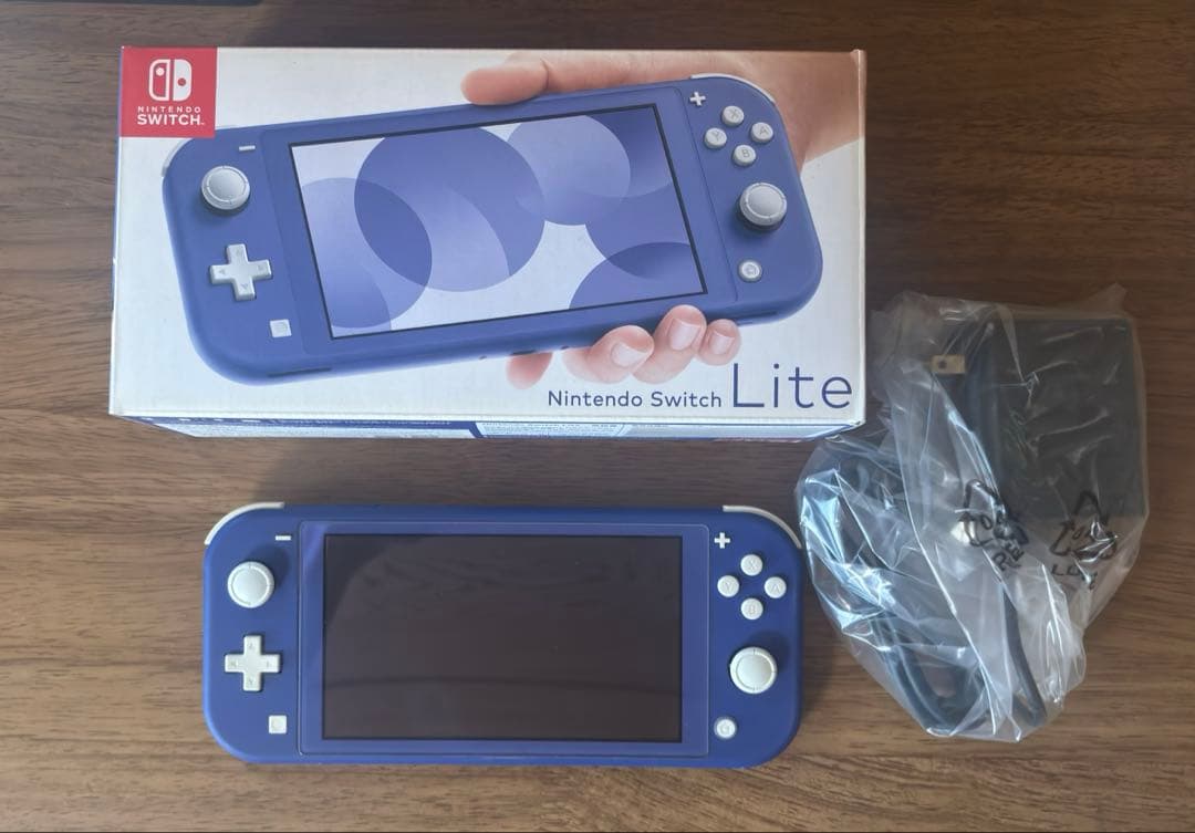 Nintendo Switch Lite ブルー 本体 中古品