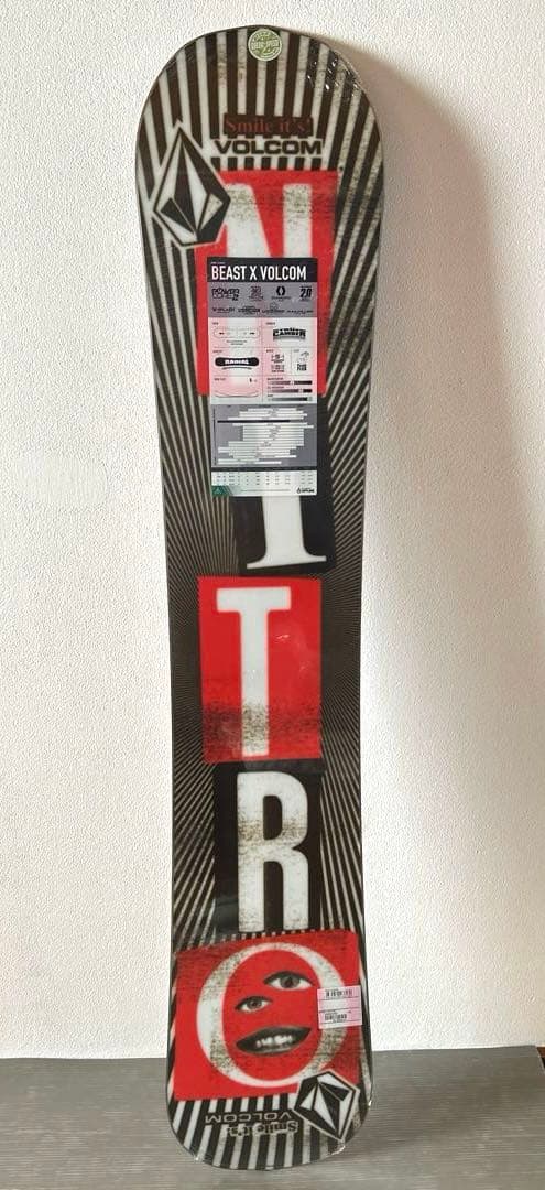【レア新品】VOLCOM x NITRO スノーボード 155cm スノボ