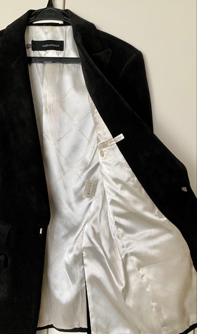 【DSQUARED2】秋冬の装い！黒ベルベット ジャケット レア