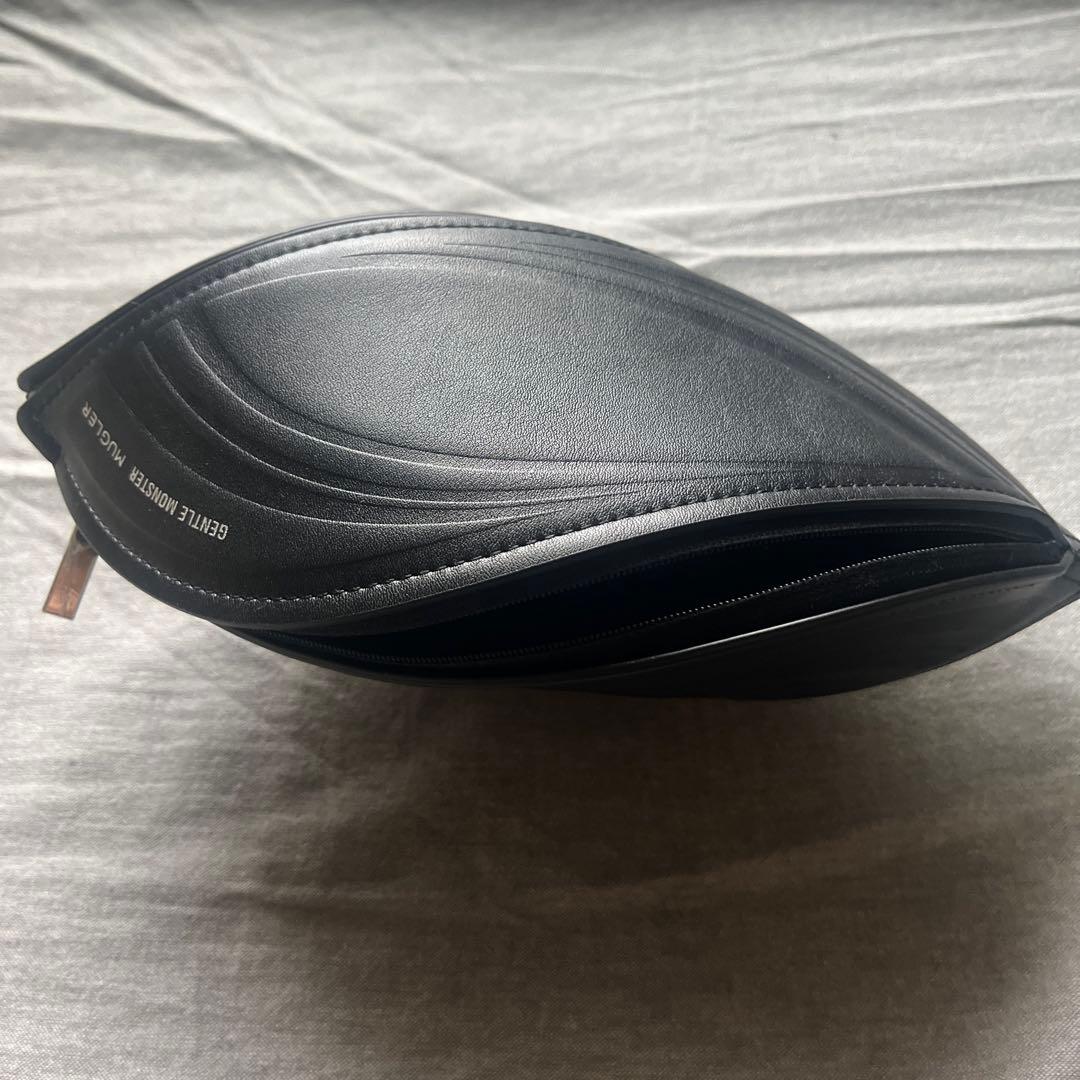 MUGLER GENTLE MONSTER ブラックサングラス