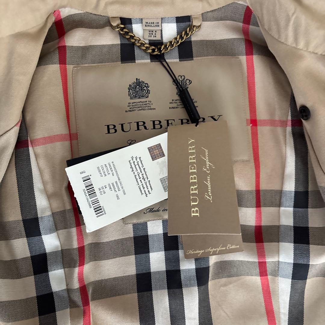 ［土日限定特価］バーバリー　レディーストレンチコート