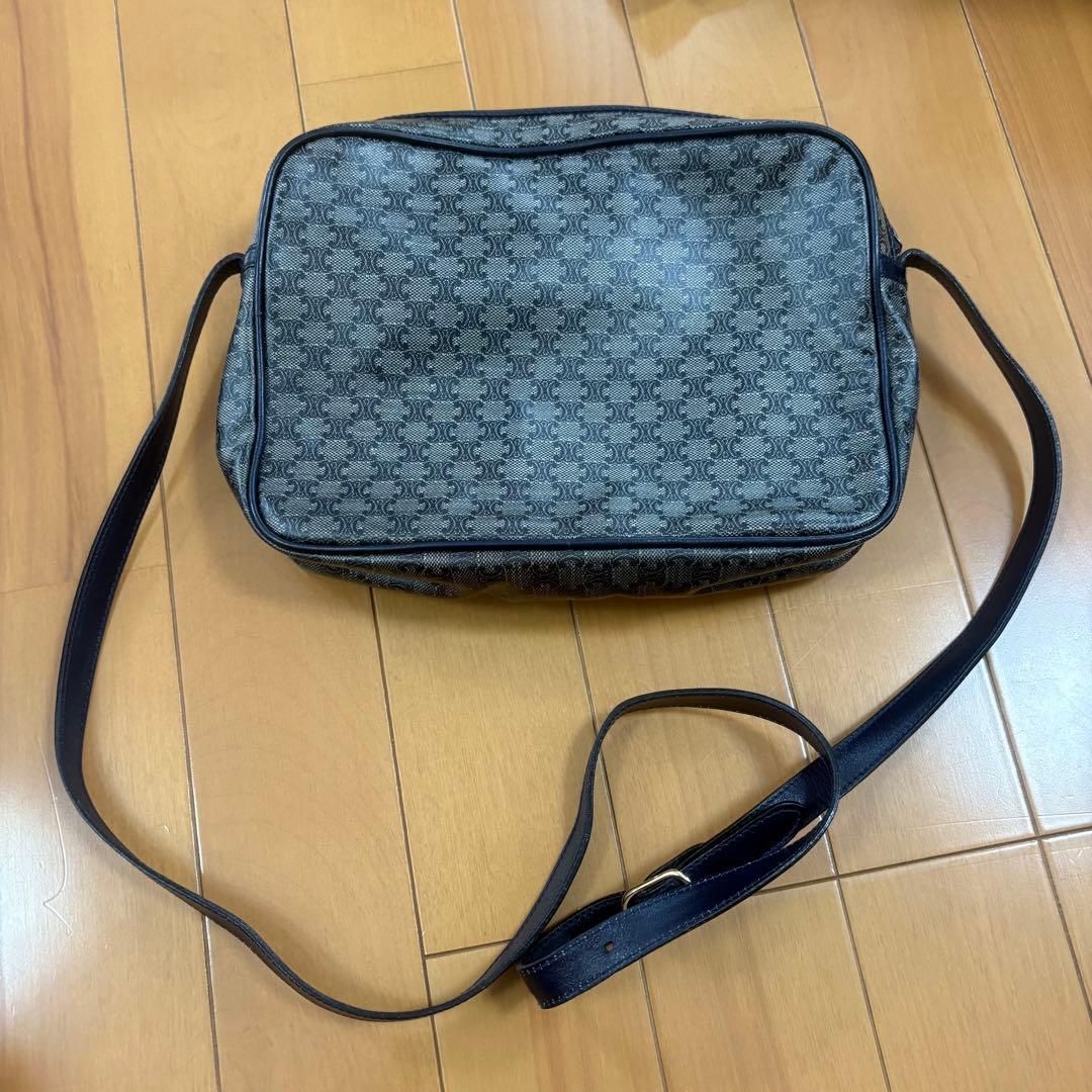 ヴィンテージ セリーヌ ショルダーバッグ マカダム柄 ブラゾン トリオンフ