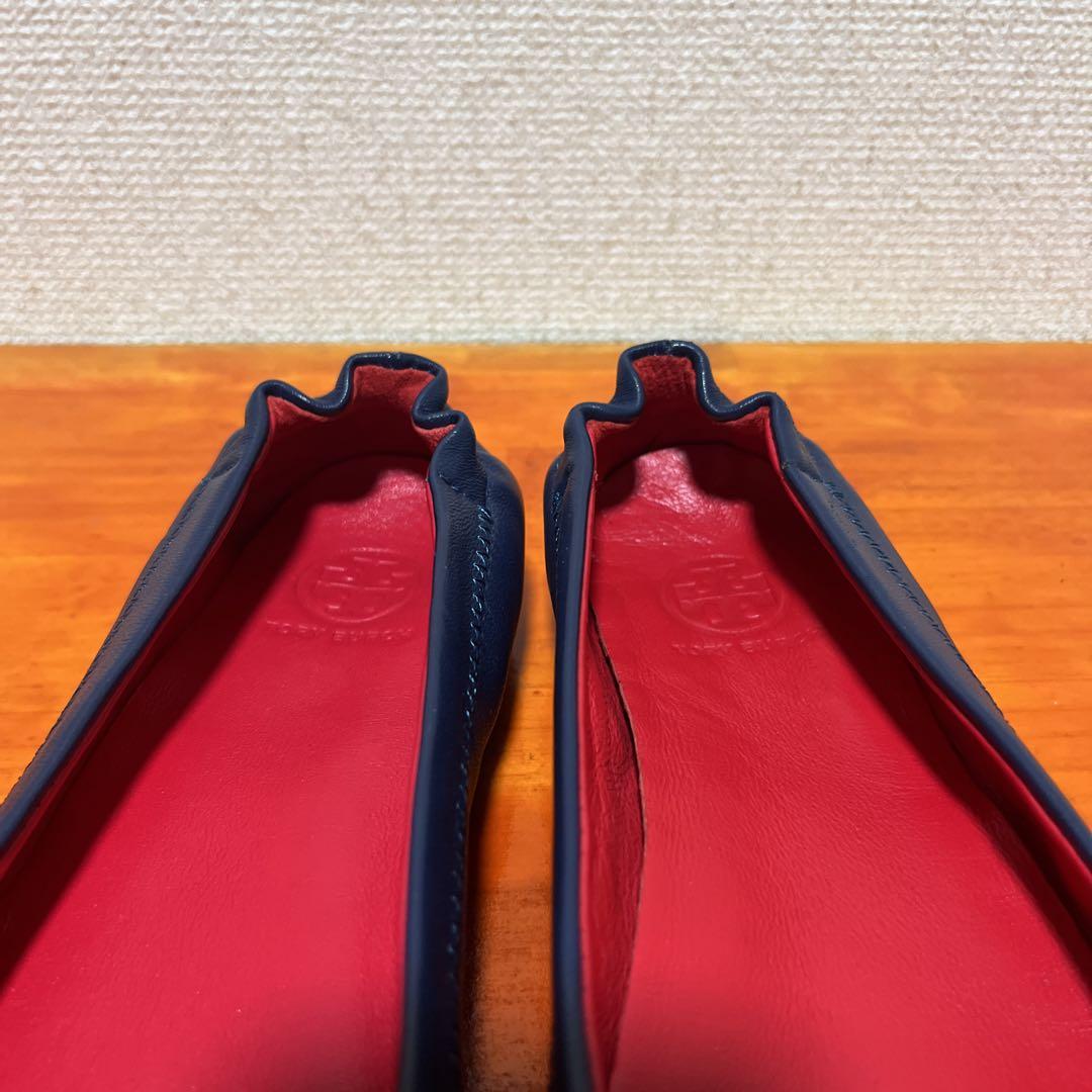 ❀美品 トリーバーチ 紺 ネイビー レッド 23cm 6 フラットシューズ