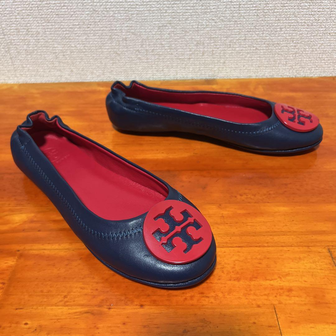 ❀美品 トリーバーチ 紺 ネイビー レッド 23cm 6 フラットシューズ
