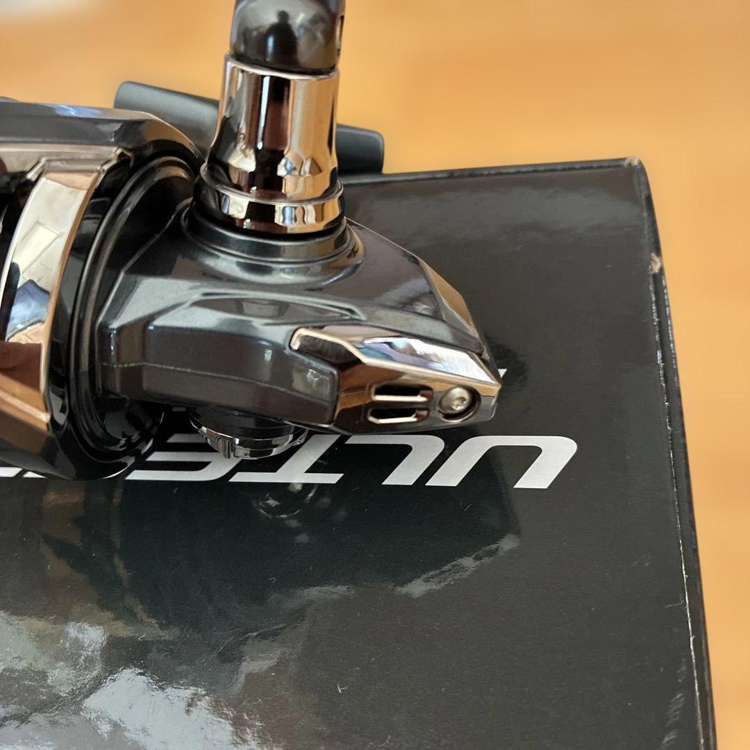 SHIMANO 25ULTEGRA 2500SHG スピニングリール 箱付き