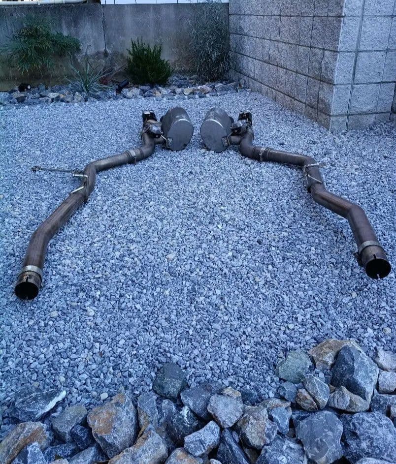 マセラティ ギブリ用 クライスジーク可変マフラー