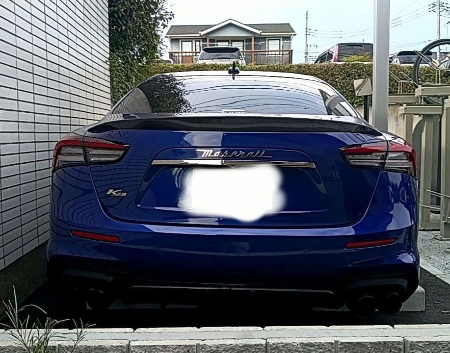 マセラティ ギブリ用 クライスジーク可変マフラー