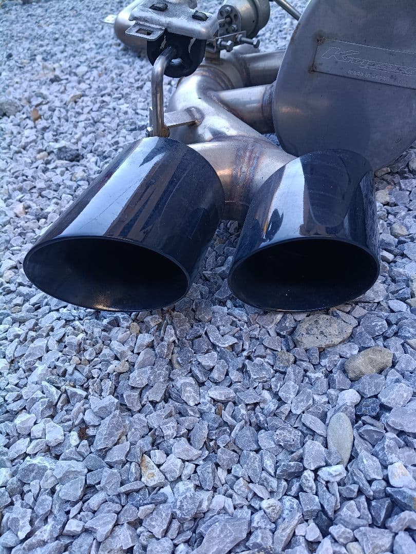 マセラティ ギブリ用 クライスジーク可変マフラー