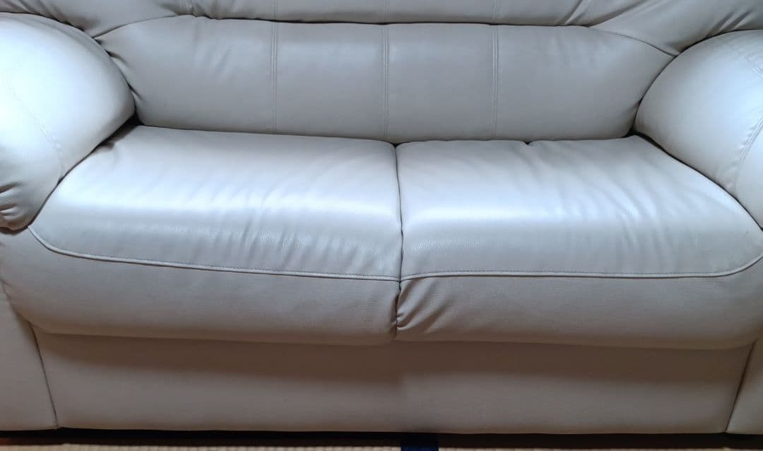 【パパイア】二人掛けソファ アイボリー 合皮