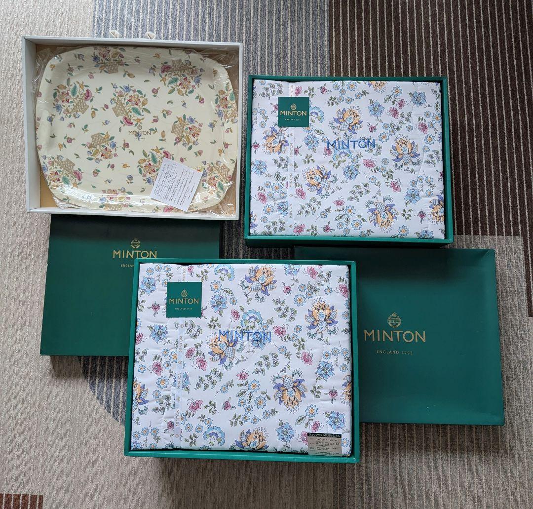 MINTON　肌掛け布団140cm x 190cm　2枚　＆　トレーおまけ