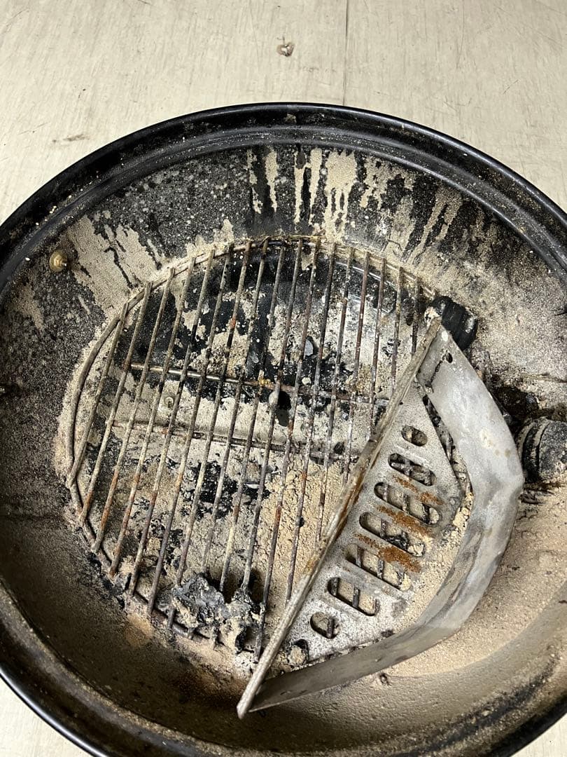 ウェーバー 57cm コンパクトケトル チャコールグリル 温度計付 WEBER