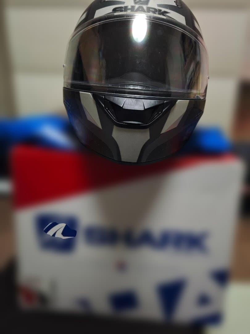 美品✨SHARK フルフェイスヘルメット ストライプ柄