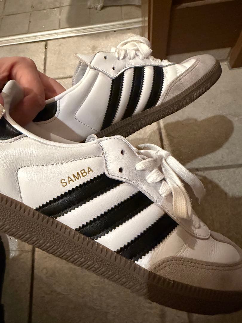 adidas サンバ　ホワイト　24.5