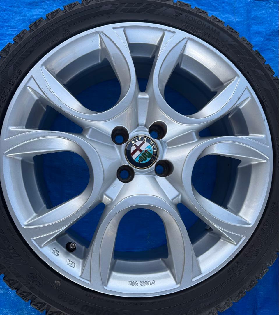 ヨコハマスタッドレスタイヤ17インチ、アルファロメオホイール