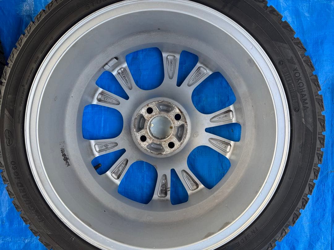 ヨコハマスタッドレスタイヤ17インチ、アルファロメオホイール