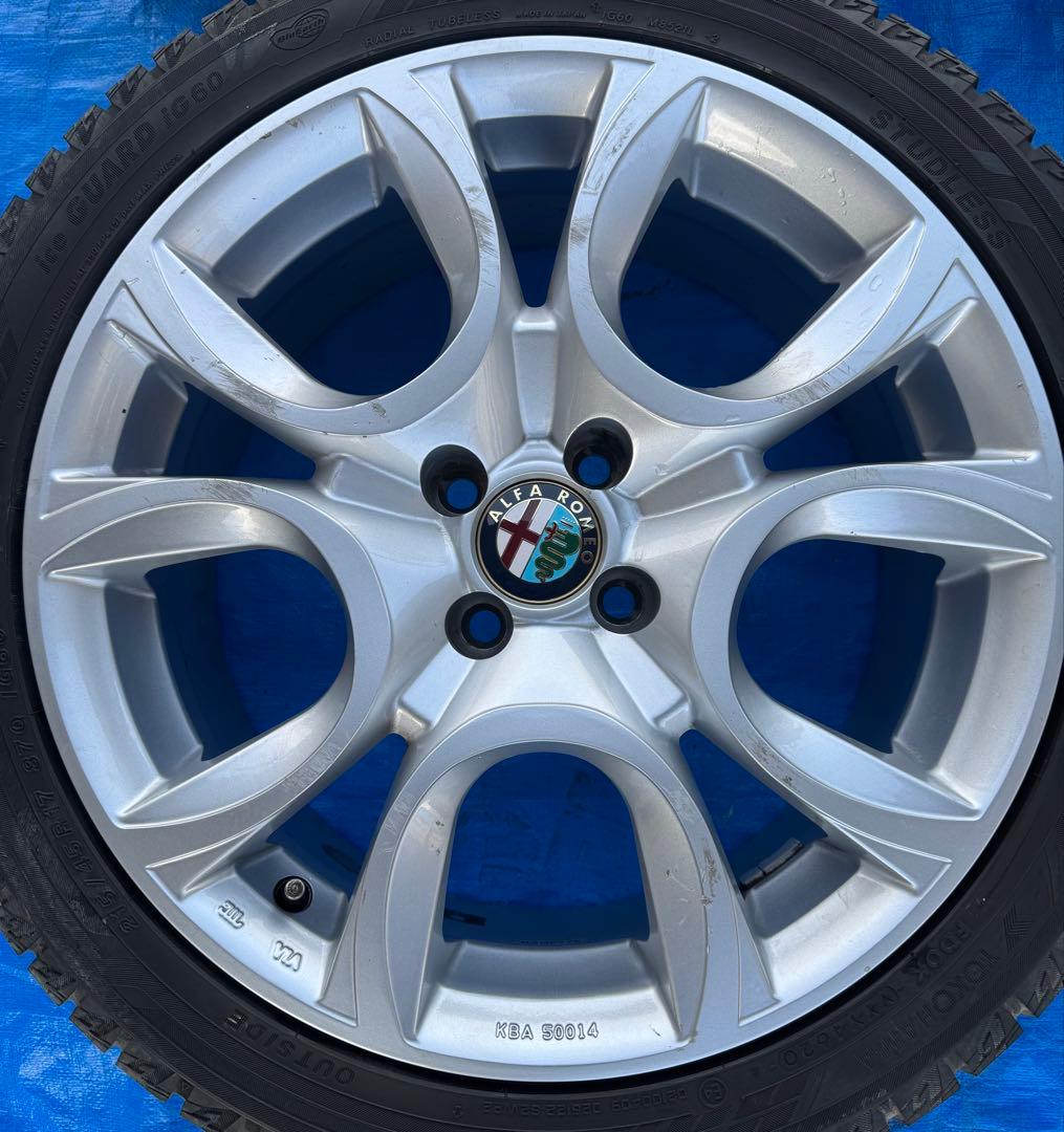 ヨコハマスタッドレスタイヤ17インチ、アルファロメオホイール