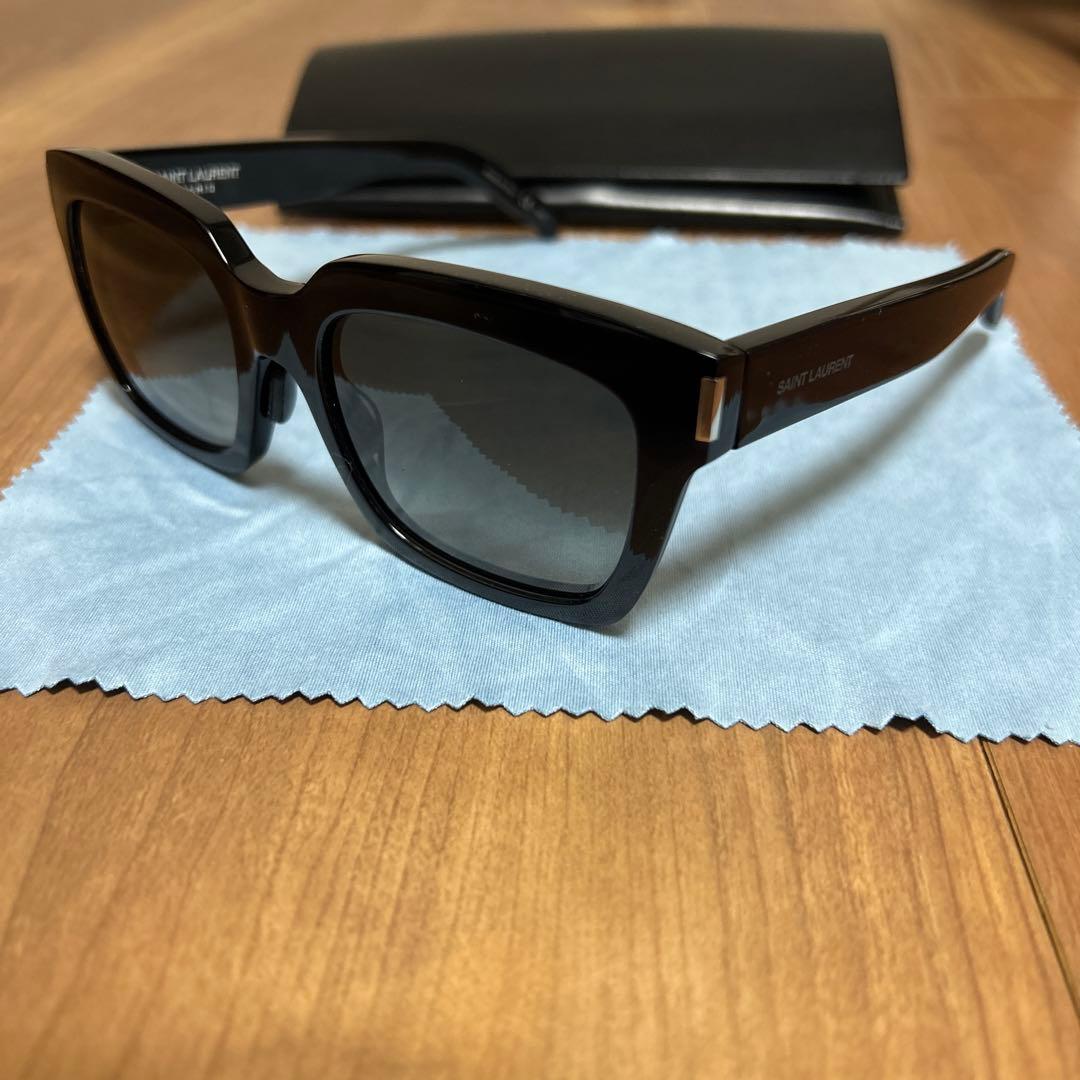 SAINT LAURENT ブラックサングラス　BOLD1 登坂広臣さん同型着用
