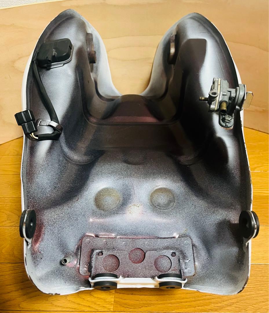 KAWASAKI / ZEPHYR 750 / ゼファー 750 / 燃料タンク