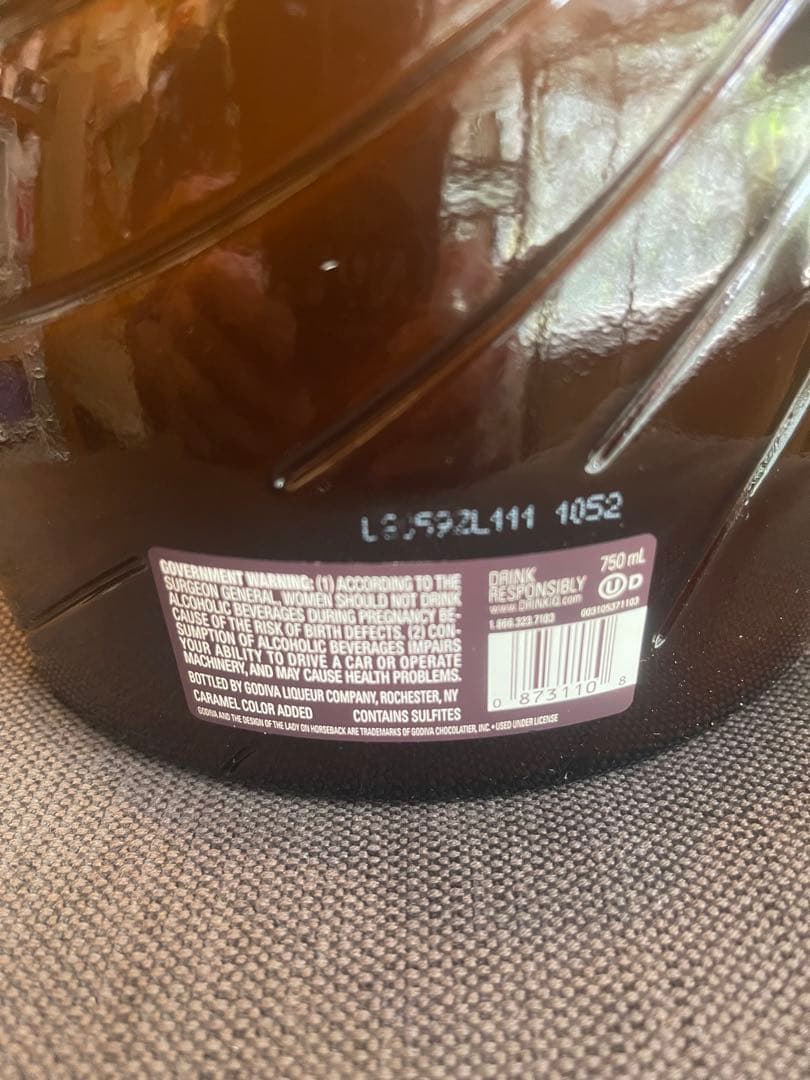 GODIVA チョコレートリキュール ギフトボックス入り750ml 箱に傷あり