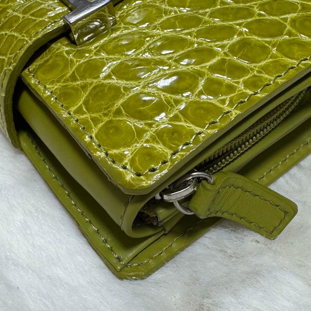 リアルクロコダイル革 シャイニング ライトグリーン H金具折り財布 鰐革 ワニ