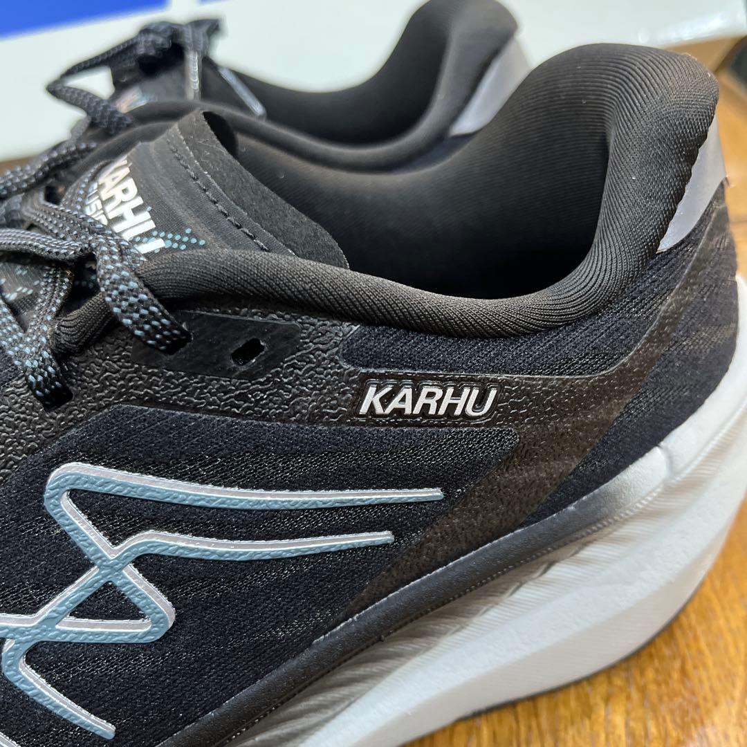 カルフ.フュージョン4.0黒／ ストミ201014US7.5新品定価¥20900