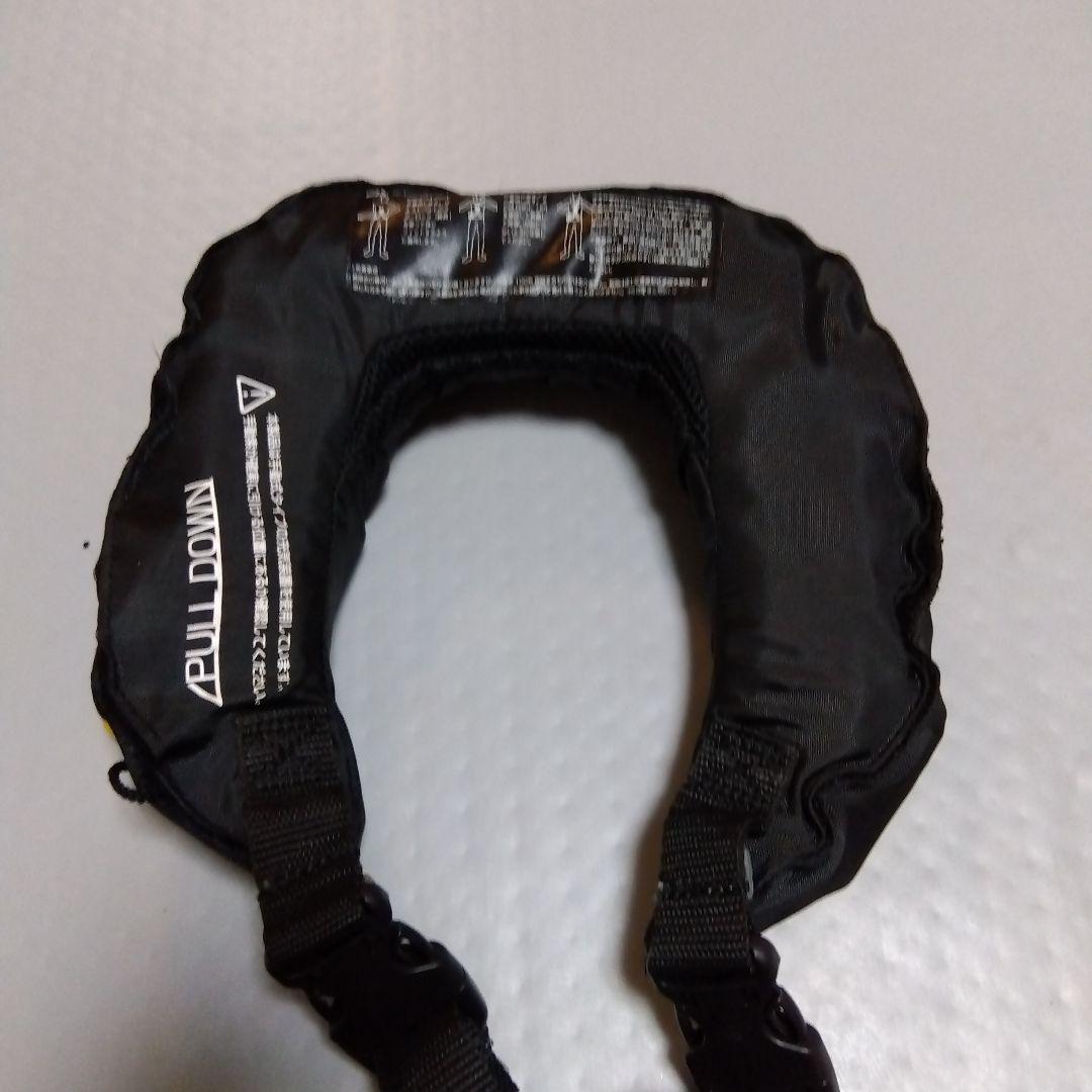 VARNAS 黒 ライフジャケット