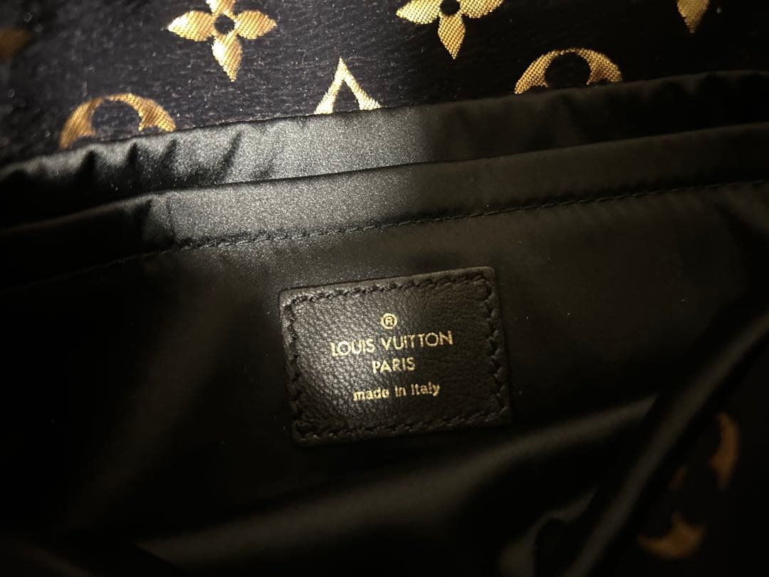 LOUIS VUITTON ショルダーバッグ モノグラム ポシェット カリー