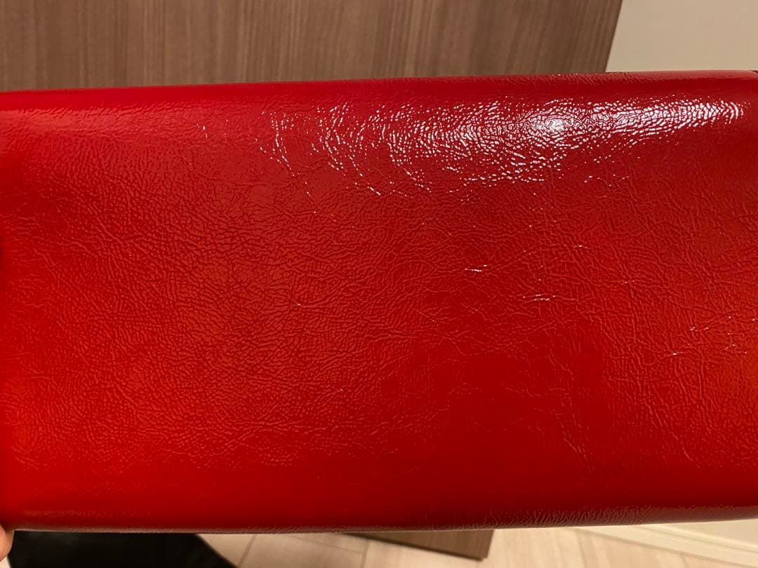 ど*☆様 美品　YSL 赤 レザー クラッチバッグ 保存袋付き